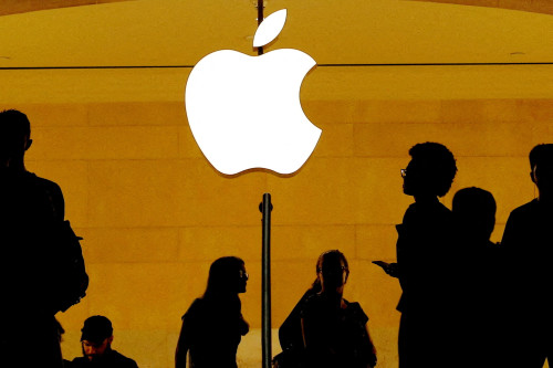 ISS urges Apple investors to vote against scrapping diversity policies